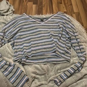 Striped cropped shirt